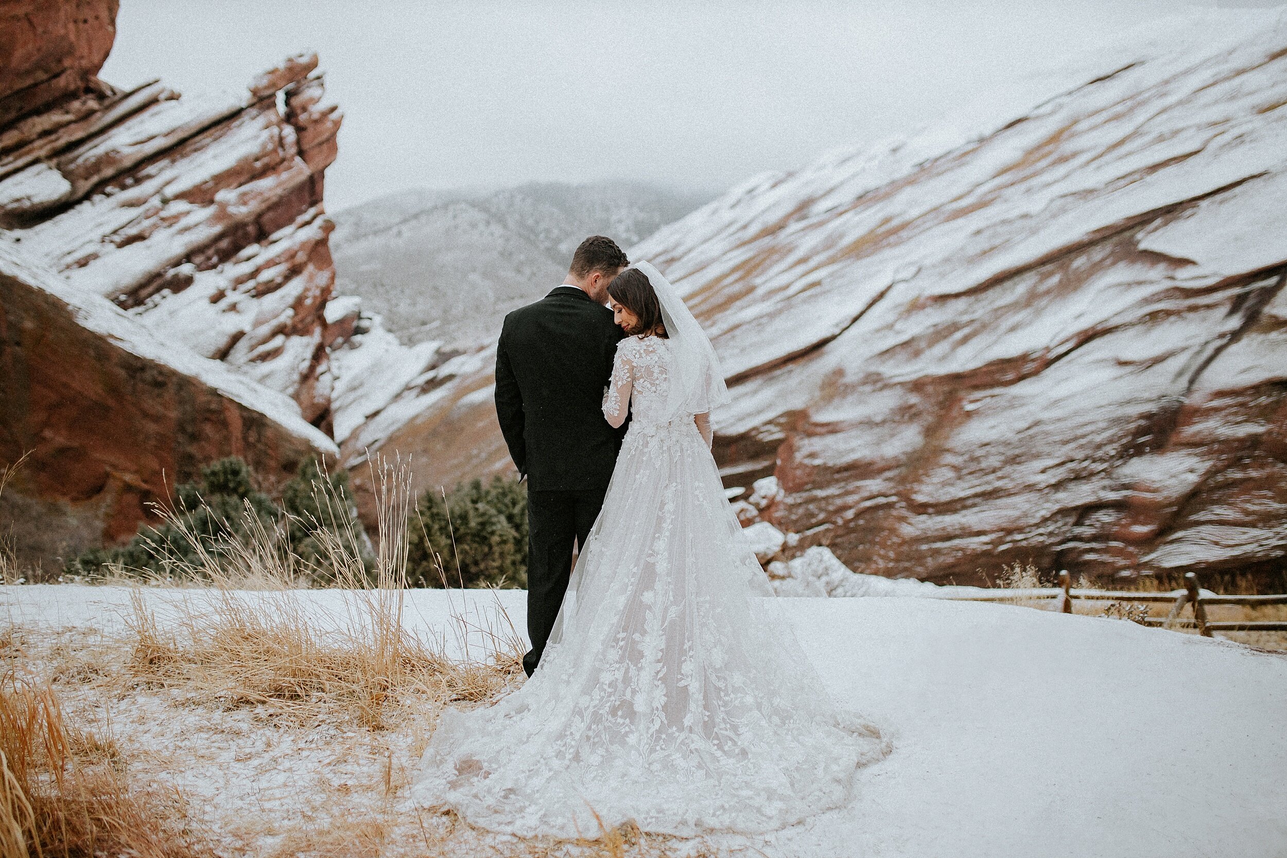 Red-Rocks-Morisson-Colorado-Elopement-Micro-Wedding-Print-42.jpg